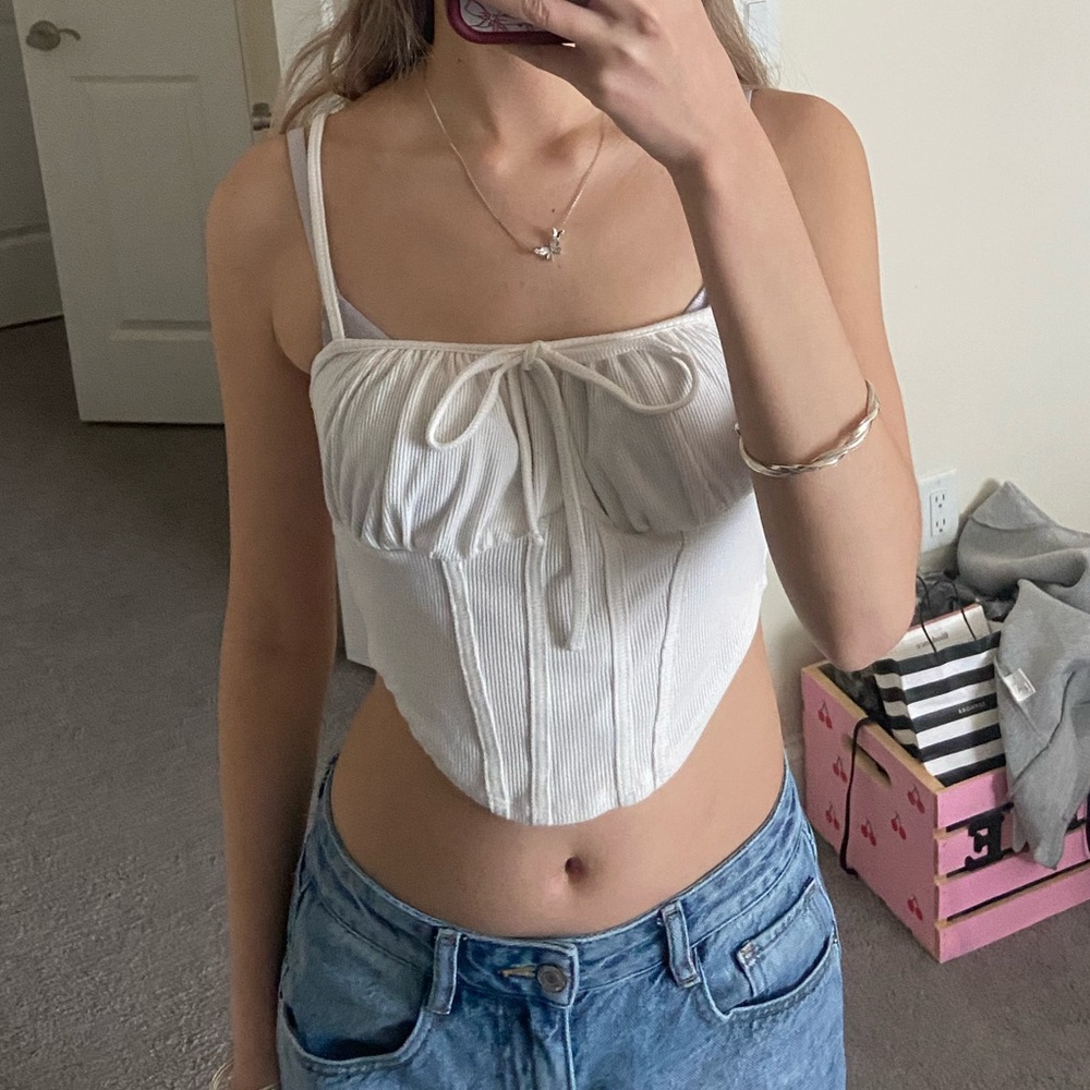 Forever 21 White Tie Front Crop Camisole